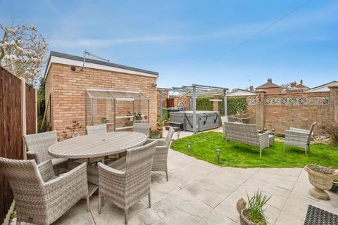 3 bedroom detached house for sale, Brecklands, Stalham, Norwich