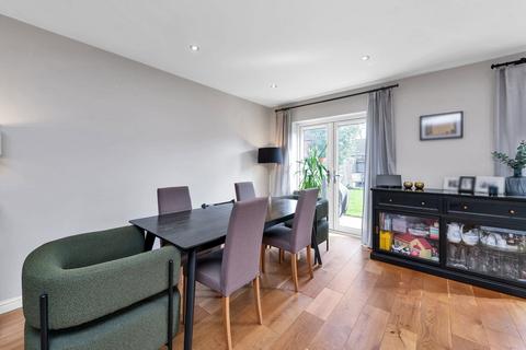5 bedroom detached house for sale, Fallows Crescent, Bedford MK43