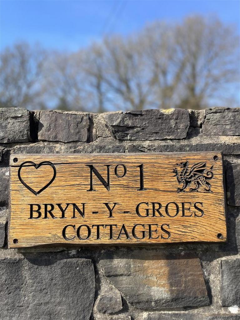 House signage