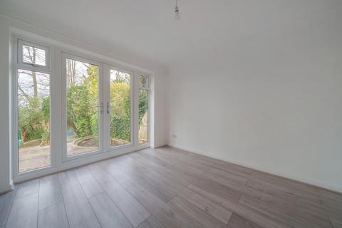 3 bedroom end of terrace house for sale, Woodhouse Eaves, Northwood HA6