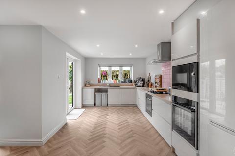 4 bedroom detached house for sale, Riverside Close, Lickey End, Bromsgrove, Worcestershire, B60 1NJ
