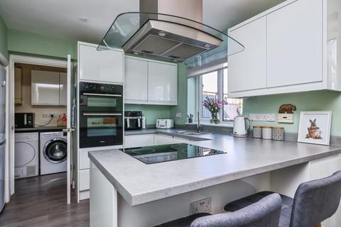 4 bedroom semi-detached house for sale, Shortwood Avenue, Nottingham, NG15