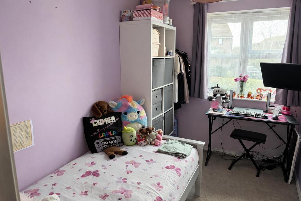 Bedroom 2.png