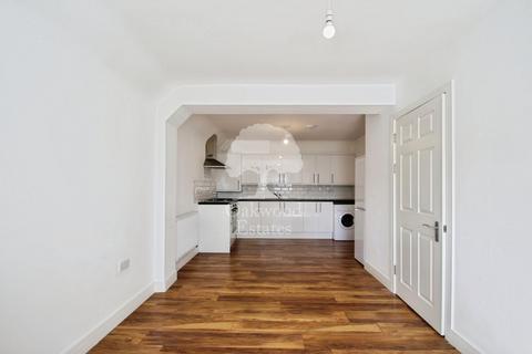 undefined, Slough Road, Iver Heath SL0