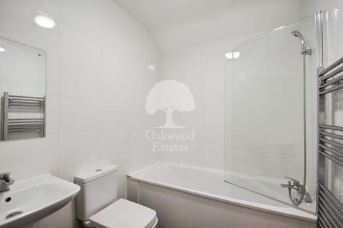 undefined, Slough Road, Iver Heath SL0