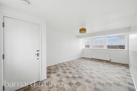 2 bedroom flat to rent, Kings Avenue, NEW MALDEN