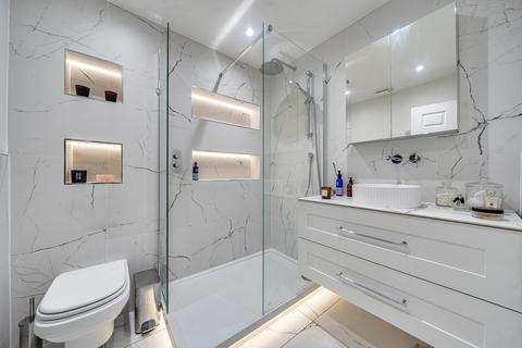 2 bedroom apartment for sale, Beaconsfield Road, London