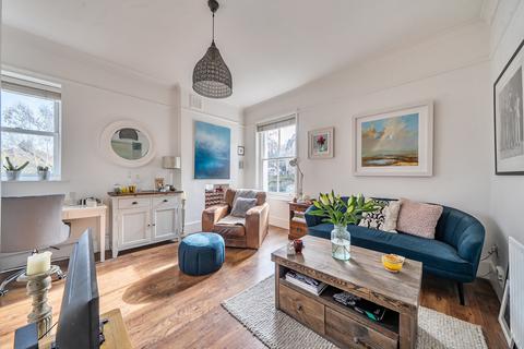 2 bedroom apartment for sale, Beaconsfield Road, London