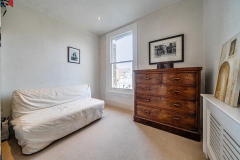 2 bedroom apartment for sale, Beaconsfield Road, London