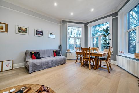 2 bedroom flat to rent, Shepherds Hill London N6