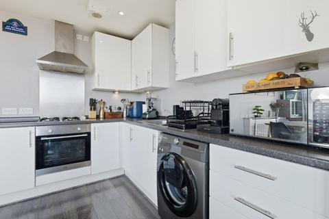 2 bedroom apartment for sale, Fondant Court, Bow