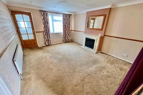 3 bedroom end of terrace house for sale, Porlock Close, Northampton
