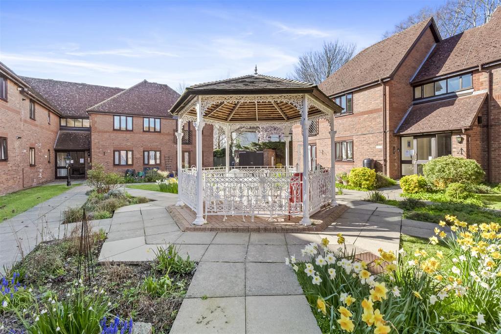 31 The Courtyard-012.JPG
