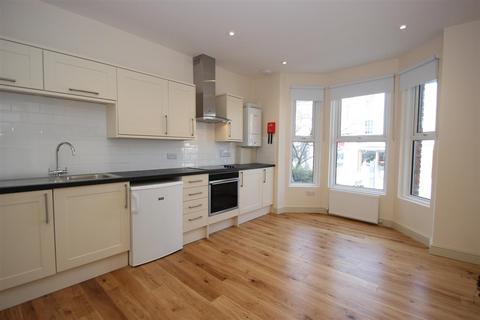 1 bedroom house to rent, St. Clements Street, Oxford