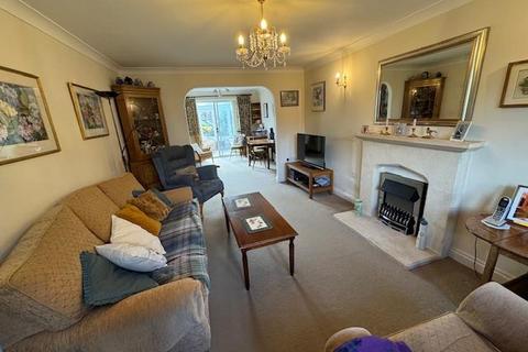 undefined, Lygon Court, Fairford