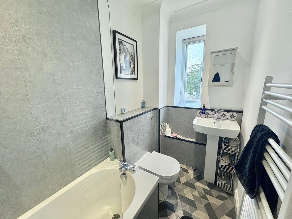 38e9bdd6-7cae-4ac5-b