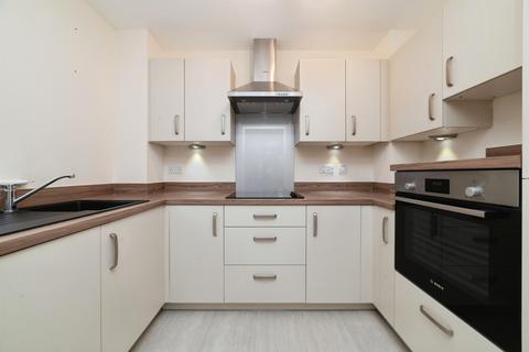 2 bedroom apartment for sale, Field Close, Cottingham