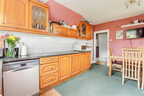 undefined, Glendale Gardens, Leigh-on-Sea SS9