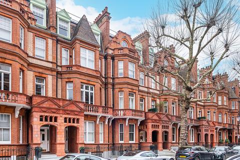 2 bedroom flat for sale, Sloane Gardens, London, SW1W