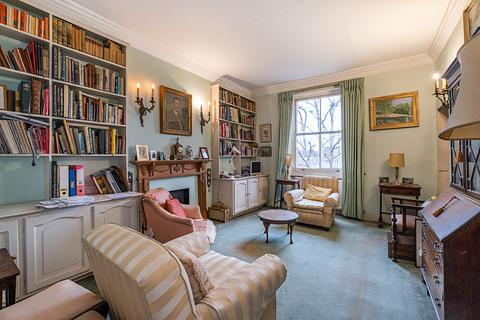 2 bedroom flat for sale, Sloane Gardens, London, SW1W