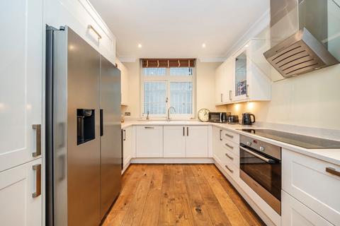 2 bedroom flat to rent, Holland Park, London W11