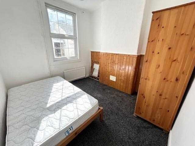 House share to rent