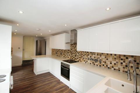 4 bedroom house for sale, Cheshire Road, London