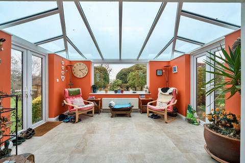 undefined, Fernhill Lane, Farnham, GU9