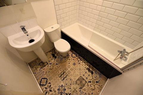 undefined, 33 Abbeydale Grove