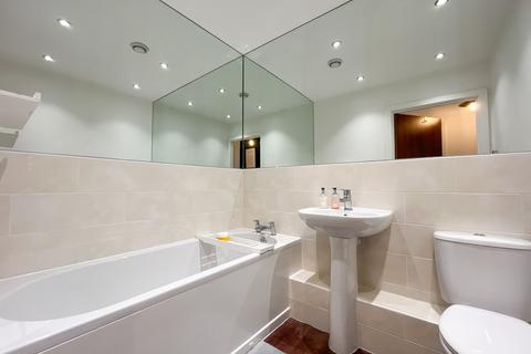 undefined, Worsdell Drive, Gateshead, NE8