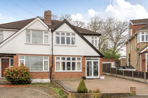 undefined, Oakdene Drive,  Surbiton,  KT5