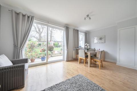 undefined, Oakdene Drive,  Surbiton,  KT5