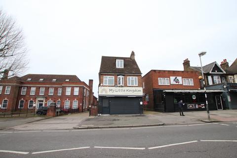 undefined, Chingford Mount Road, London E4