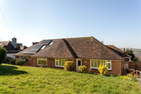 2 bedroom semi-detached house for sale, Cuckmere Way, Brighton BN1