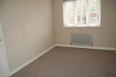 undefined, Sycamore Close, Lincoln, LN6