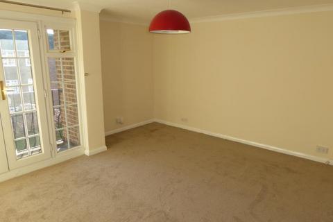 undefined, Staines-upon-Thames TW18