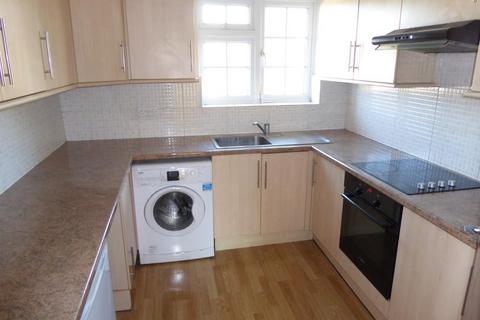 undefined, Staines-upon-Thames TW18