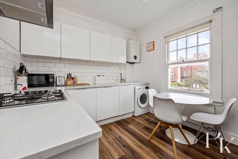 2 bedroom flat for sale, Pembroke Avenue, Hove