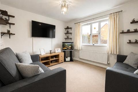 3 bedroom terraced house for sale, Furlong Way, Holdingham, Sleaford, Lincolnshire, NG34