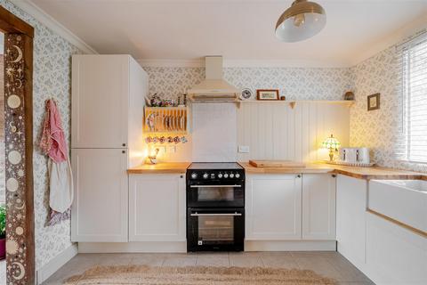 undefined, Laburnum Cottage, Wellington