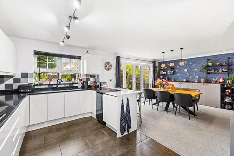 6 bedroom detached house for sale, The Oaks, Burgess Hill, RH15
