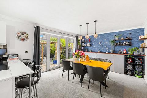 6 bedroom detached house for sale, The Oaks, Burgess Hill, RH15