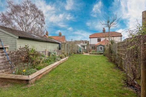 3 bedroom semi-detached house for sale, Top Common, East Runton, Cromer