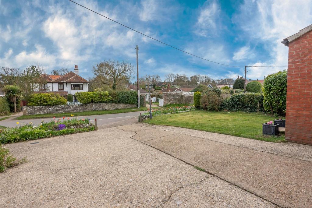 5 Top Common,East Runton-4.jpg