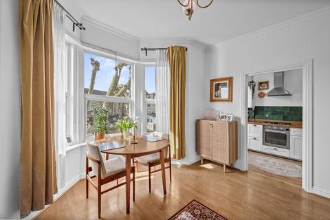 1 bedroom flat for sale, Avignon Road, London, London, SE4
