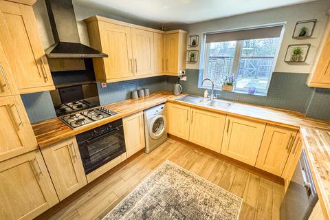 undefined, Warminster close, Corby NN18