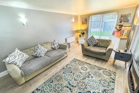 undefined, Warminster close, Corby NN18