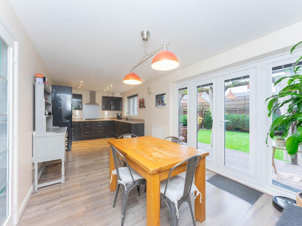 Dining Kitchen