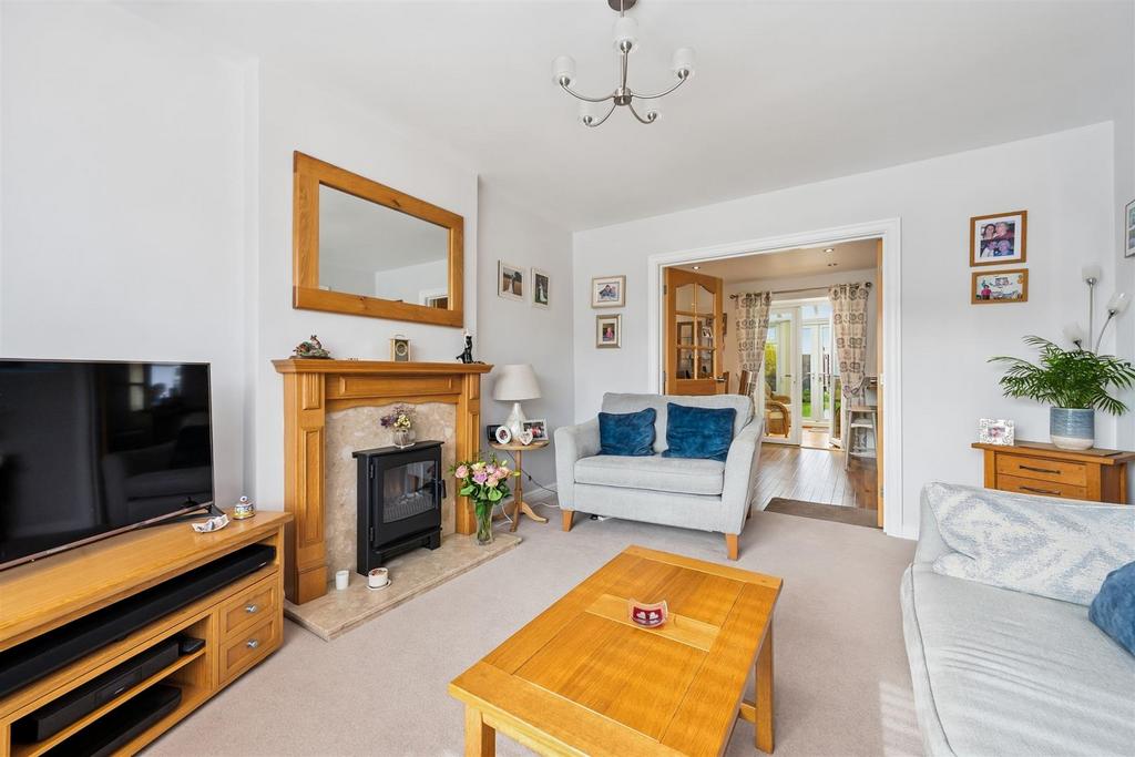 Sitting Room to Dining area.jpg