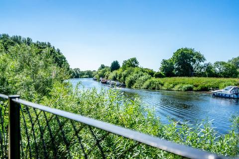 4 bedroom detached house for sale, Ferry Farm Close, Naburn, York